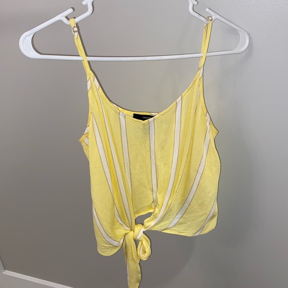 simple tie tank top - Picture 2 of 4